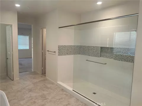 Bath - 26164 Waldon, Menifee, CA 92584 photo 3 of 8