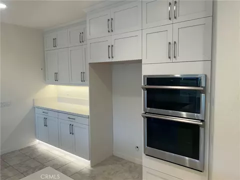 Kitchen - 26164 Waldon, Menifee, CA 92584 photo 5 of 6