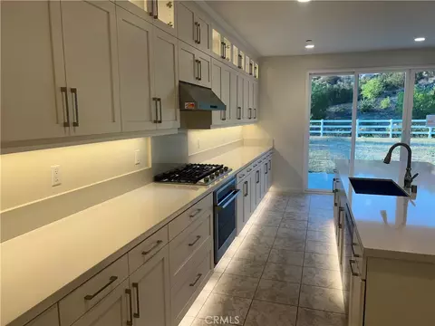 Kitchen - 26164 Waldon, Menifee, CA 92584 photo 6 of 6