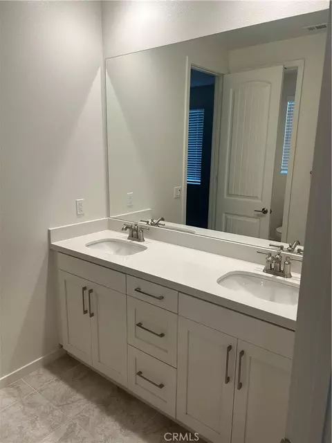 Bath - 26164 Waldon, Menifee, CA 92584 photo 7 of 8
