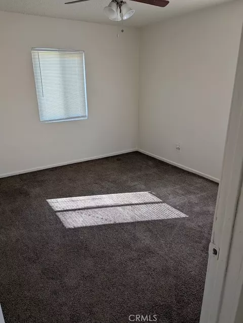 1390 Riverside Dr, Barstow, CA 92311 photo 5