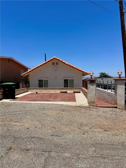 17466 Haynes, Lake Elsinore, CA 92530