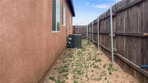 Exterior - 756 S 8th, Colton, CA 92324 photo 5 of 6