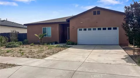 756 S 8th, Colton, CA 92324