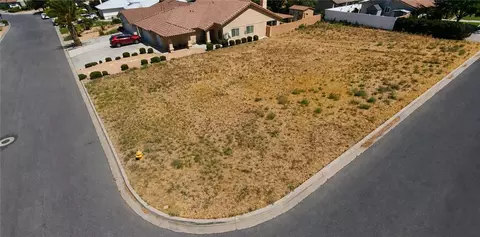17797 Canyon Mdw, Victorville, CA 92395