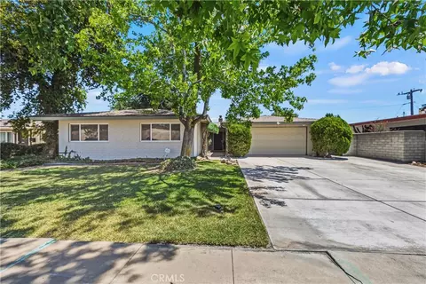 Exterior - 731 E 40th St, San Bernardino, CA 92404 photo 9 of 12