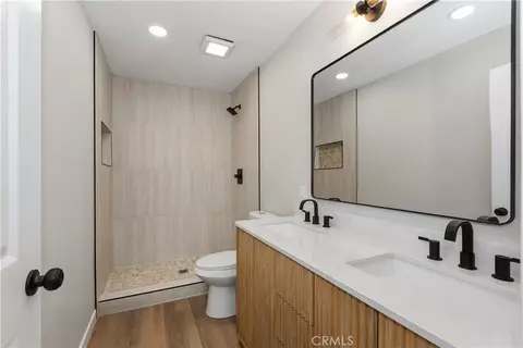 Bath - 731 E 40th St, San Bernardino, CA 92404 photo 1 of 4