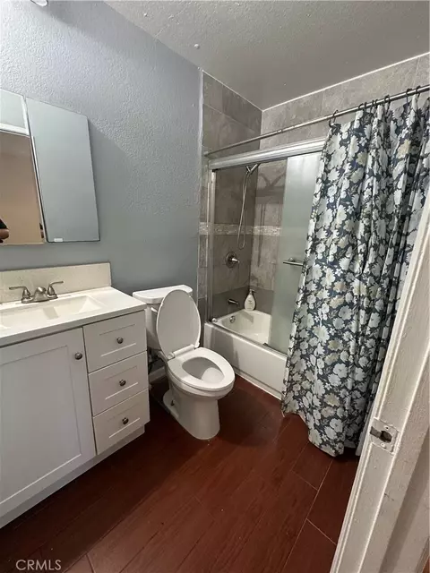 Bath - Undisclosed, Bloomington, CA 92316 photo 4 of 4