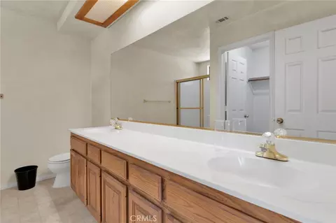 Bath - 13423 Palm, Hesperia, CA 92344 photo 3 of 6