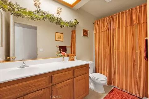 Bath - 13423 Palm, Hesperia, CA 92344 photo 1 of 6