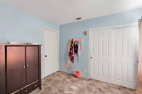 Bedroom - 13423 Palm, Hesperia, CA 92344 photo 4 of 6