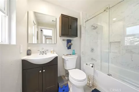 Bath - 26210 Circle Dr, Lake Arrowhead, CA 92352 photo 2 of 6