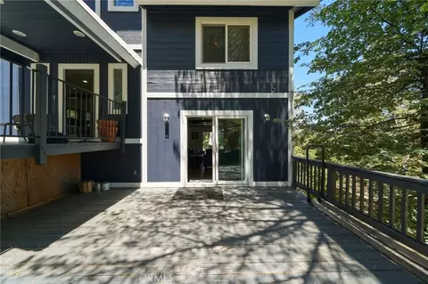 Exterior - 26210 Circle Dr, Lake Arrowhead, CA 92352 photo 2 of 5