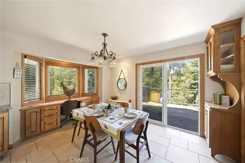 Dining - 26210 Circle Dr, Lake Arrowhead, CA 92352 photo 3 of 4