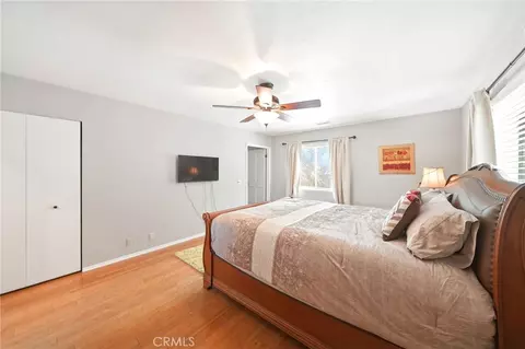 Bedroom - 26210 Circle Dr, Lake Arrowhead, CA 92352 photo 8 of 13