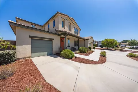 Exterior - 13862 Mardi Gras, Riverside, CA 92503 photo 5 of 17