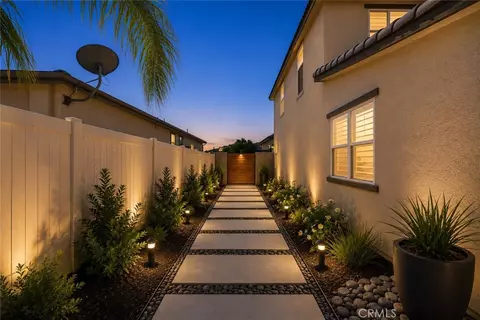Exterior - 13862 Mardi Gras, Riverside, CA 92503 photo 12 of 17
