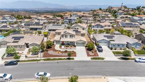 View/Area - 13862 Mardi Gras, Riverside, CA 92503 photo 2 of 7