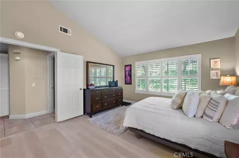 Bedroom - 497 Bannister Way #B, Simi Valley, CA 93065 photo 4 of 5