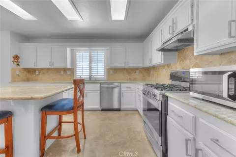 Kitchen - 16446 Swiftwing Ct, Chino Hills, CA 91709 photo 4 of 5
