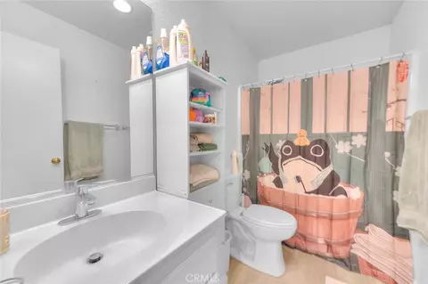 Bath - 16446 Swiftwing Ct, Chino Hills, CA 91709 photo 4 of 4