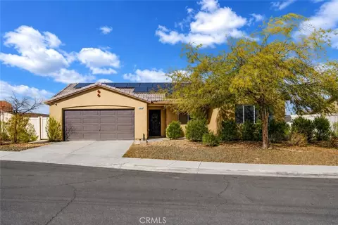 Exterior - 905 Broadway, Barstow, CA 92311 photo 2 of 9
