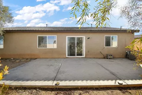Exterior - 905 Broadway, Barstow, CA 92311 photo 5 of 9