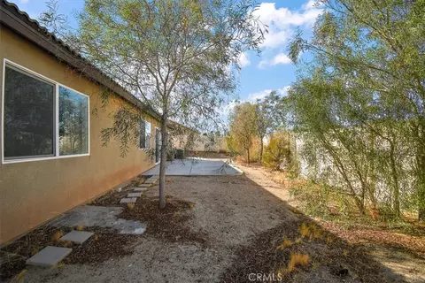 Exterior - 905 Broadway, Barstow, CA 92311 photo 7 of 9