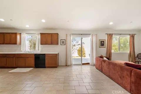 Other - 905 Broadway, Barstow, CA 92311 photo 7 of 10