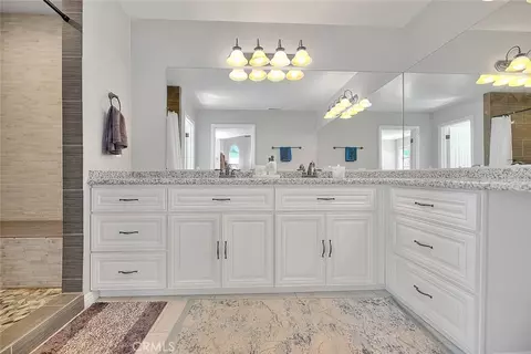 Bath - 750 Jericho, Fallbrook, CA 92028 photo 2 of 9