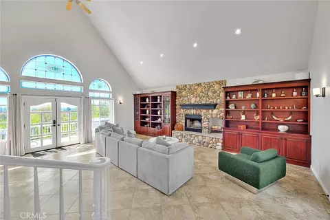 Living - 750 Jericho, Fallbrook, CA 92028 photo 6 of 10