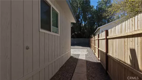 Exterior - 404 D St, Needles, CA 92363 photo 2 of 3