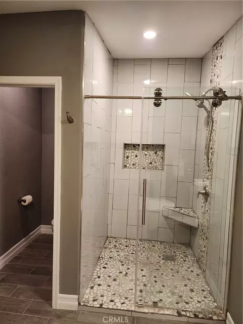 Bath - 404 D St, Needles, CA 92363 photo 4 of 7