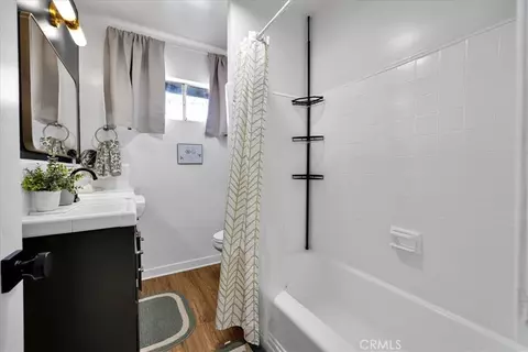 Bath - 5050 1st E, Joshua Tree, CA 92252 photo 2 of 2