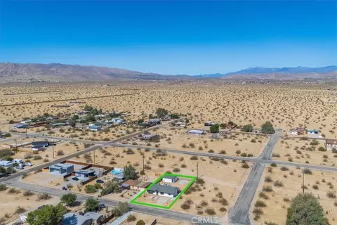 View/Area - 5050 1st E, Joshua Tree, CA 92252 photo 4 of 5