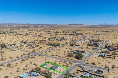 View/Area - 5050 1st E, Joshua Tree, CA 92252 photo 3 of 5