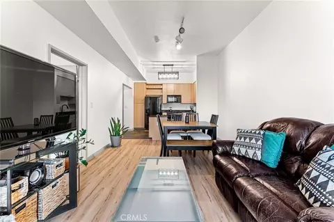 Living - 488 E Ocean, Long Beach, CA 90802 photo 1 of 2