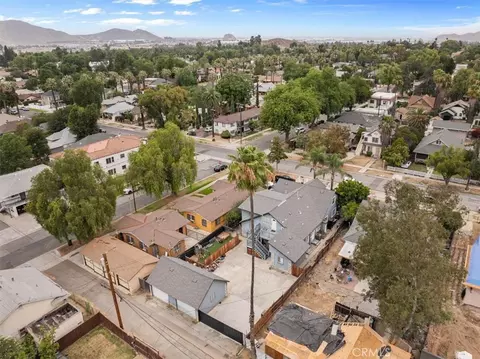 View/Area - 3974 5th St, Riverside, CA 92501 photo 3 of 4