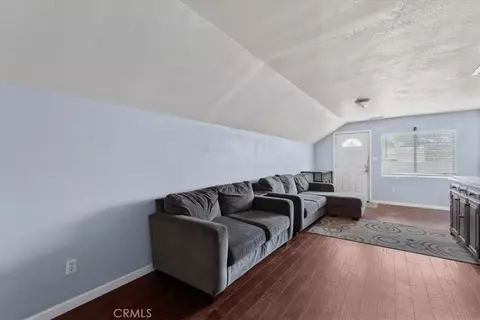 Entry Way - 3974 5th St, Riverside, CA 92501 photo 2 of 3