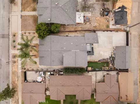 View/Area - 3974 5th St, Riverside, CA 92501 photo 4 of 4