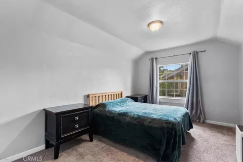 Bedroom - 3974 5th St, Riverside, CA 92501 photo 3 of 6