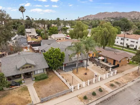 View/Area - 3974 5th St, Riverside, CA 92501 photo 2 of 4