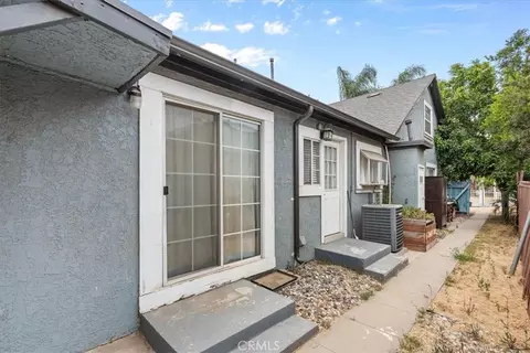 Exterior - 3974 5th St, Riverside, CA 92501 photo 2 of 4