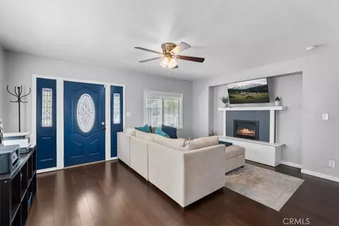 Entry Way - 3974 5th St, Riverside, CA 92501 photo 1 of 3