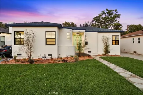 3806 Cherrywood, Los Angeles, CA 90008