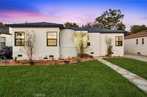 3806 Cherrywood, Los Angeles, CA 90008