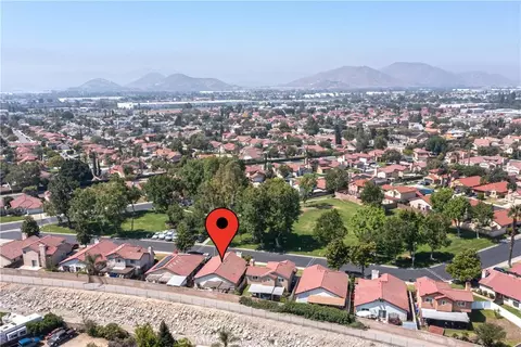 View/Area - 1237 S Althea Ave, Rialto, CA 92376 photo 2 of 6