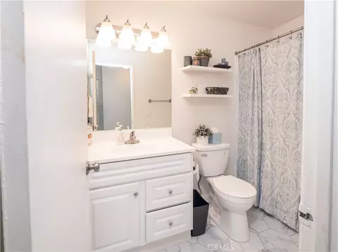 Bath - 1237 S Althea Ave, Rialto, CA 92376 photo 1 of 6