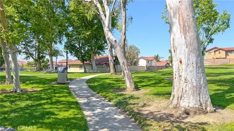 Exterior - 1237 S Althea Ave, Rialto, CA 92376 photo 9 of 10