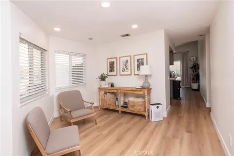 Entry Way - 1237 S Althea Ave, Rialto, CA 92376 photo 3 of 4